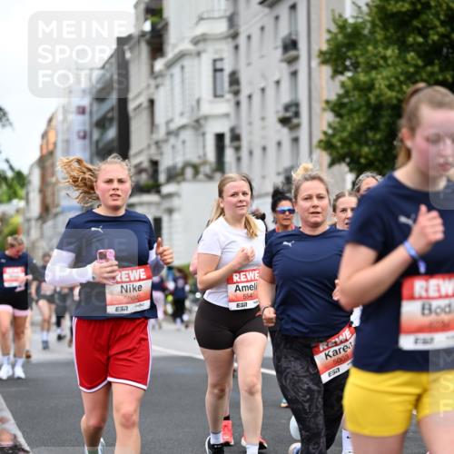 14.06.2026 - REWE Women's Run Dr. Thomas Lammeyer http://msf.ph/oto/9781179 14.06.2026 10:49:58 Laufen 5004, 5541, 5003 meine-sportfotos.de