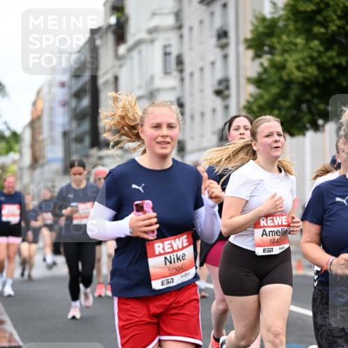 14.06.2026 - REWE Women's Run Dr. Thomas Lammeyer http://msf.ph/oto/9781192 14.06.2026 10:49:58 Laufen 5004, 5541 meine-sportfotos.de