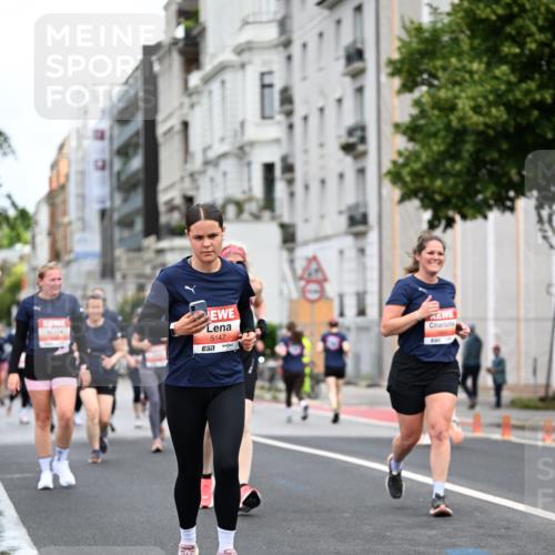 14.06.2026 - REWE Women's Run Dr. Thomas Lammeyer http://msf.ph/oto/9781217 14.06.2026 10:50:00 Laufen 5147, 57 meine-sportfotos.de