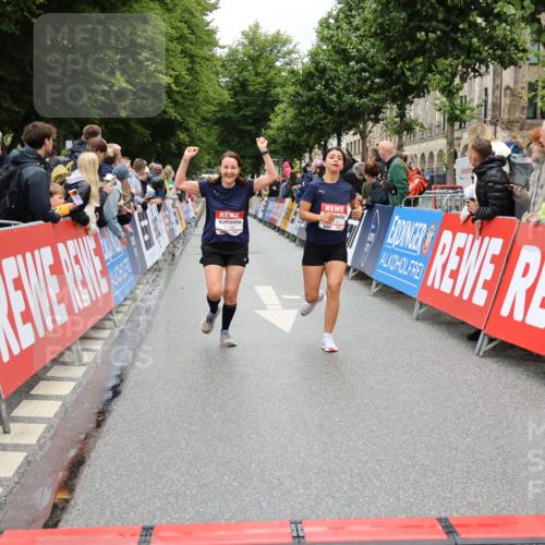 14.06.2026 - REWE Women's Run Strokosch-Dieckow http://msf.ph/oto/9781276 14.06.2026 09:59:06 Ziel 10172, 10879, 10960, 11341 meine-sportfotos.de