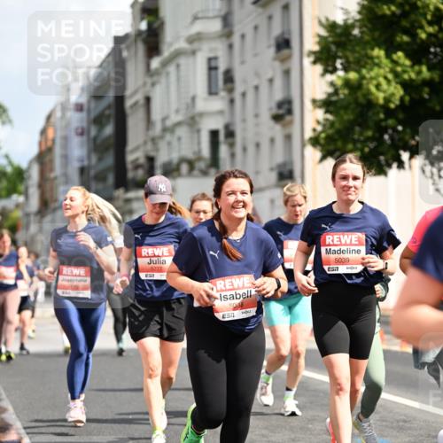 14.06.2026 - REWE Women's Run Dr. Thomas Lammeyer http://msf.ph/oto/9781453 14.06.2026 10:50:15 Laufen 5170, 5777, 5038, 7, 5039 meine-sportfotos.de