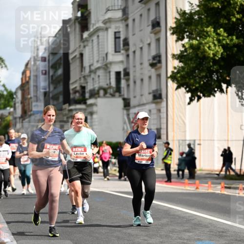 14.06.2026 - REWE Women's Run Dr. Thomas Lammeyer http://msf.ph/oto/9781518 14.06.2026 10:50:19 Laufen 5029, 7, 5419 meine-sportfotos.de