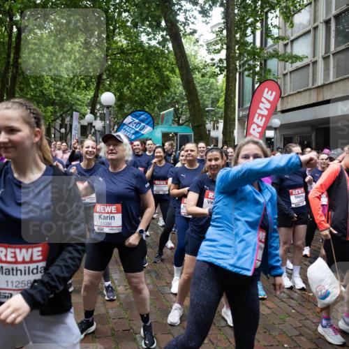 14.06.2026 - REWE Women's Run Michael Strokosch http://msf.ph/oto/9781527 14.06.2026 08:39:24 Laufen 11, 6517, 11258, 11036, 7, 00, 10048 meine-sportfotos.de