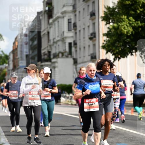 14.06.2026 - REWE Women's Run Dr. Thomas Lammeyer http://msf.ph/oto/9781600 14.06.2026 10:50:24 Laufen 7, 5660, 5270, 5092 meine-sportfotos.de