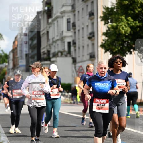 14.06.2026 - REWE Women's Run Dr. Thomas Lammeyer http://msf.ph/oto/9781602 14.06.2026 10:50:24 Laufen 5660, 57, 70, 5092 meine-sportfotos.de