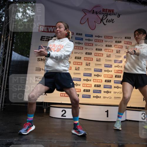 14.06.2026 - REWE Women's Run Michael Strokosch http://msf.ph/oto/9781647 14.06.2026 08:39:42 Laufen 34, 3, 7, 34, 3, 5, 34, 7, 5, 5, 5, 7, 3, 34, 5, 5, 2, 1 meine-sportfotos.de