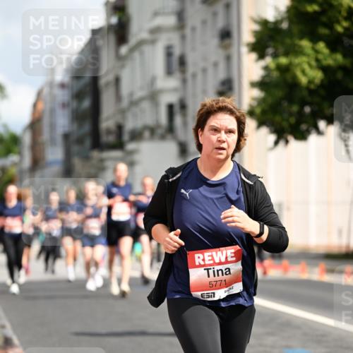 14.06.2026 - REWE Women's Run Dr. Thomas Lammeyer http://msf.ph/oto/9781762 14.06.2026 10:50:34 Laufen 5771, 651 meine-sportfotos.de