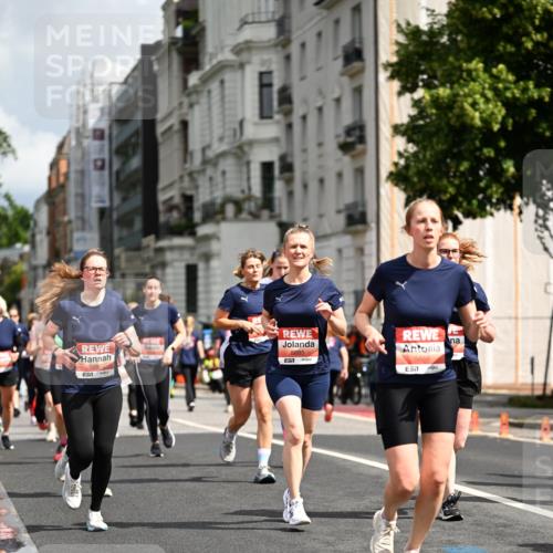 14.06.2026 - REWE Women's Run Dr. Thomas Lammeyer http://msf.ph/oto/9781817 14.06.2026 10:50:38 Laufen 5885, 5656 meine-sportfotos.de