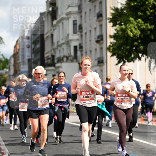 14.06.2026 - REWE Women's Run Dr. Thomas Lammeyer http://msf.ph/oto/9781907 14.06.2026 10:50:43 Laufen 7, 5170, 5398 meine-sportfotos.de