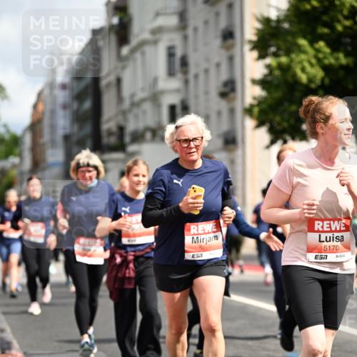 14.06.2026 - REWE Women's Run Dr. Thomas Lammeyer http://msf.ph/oto/9781931 14.06.2026 10:50:45 Laufen 5798, 5170 meine-sportfotos.de