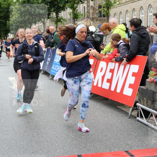 14.06.2026 - REWE Women's Run Strokosch-Dieckow http://msf.ph/oto/9781946 14.06.2026 09:59:37 Ziel 10088, 10279, 10349, 10450, 10558, 10721, 10801, 10854, 10858, 10982, 11005, 11067, 11163, 11275, 11501 meine-sportfotos.de