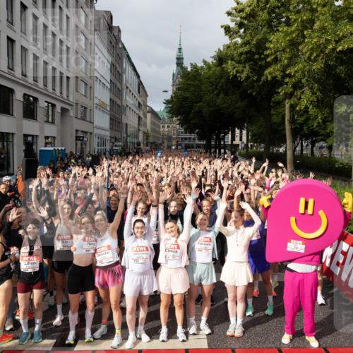 14.06.2026 - REWE Women's Run Michael Strokosch http://msf.ph/oto/9782059 14.06.2026 08:57:02 Laufen 1124 meine-sportfotos.de