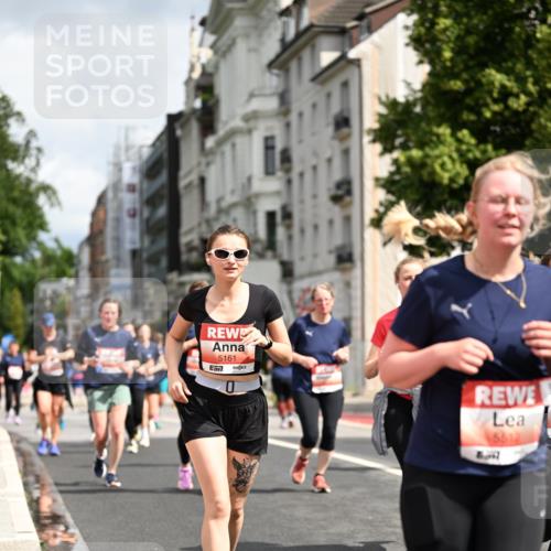 14.06.2026 - REWE Women's Run Dr. Thomas Lammeyer http://msf.ph/oto/9782065 14.06.2026 10:50:54 Laufen 5161, 57, 5612 meine-sportfotos.de