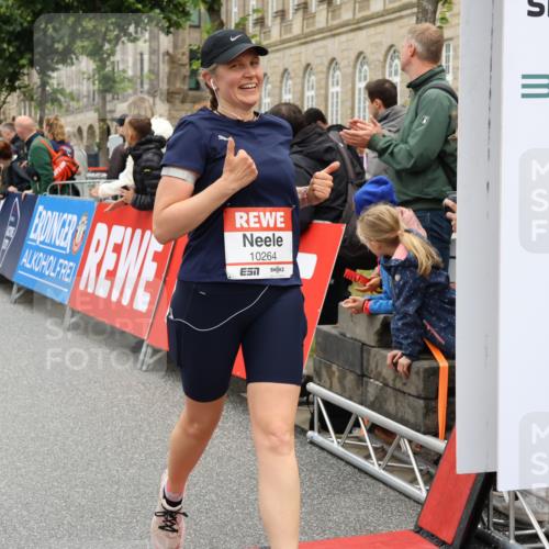 14.06.2026 - REWE Women's Run Strokosch-Dieckow http://msf.ph/oto/9782102 14.06.2026 09:59:42 Ziel 10088, 10190, 10264, 10279, 10280, 10405, 10450, 10542, 10664, 10721, 10858, 11005, 11275 meine-sportfotos.de