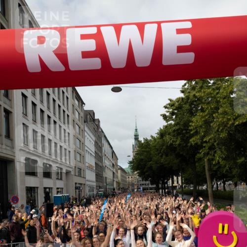 14.06.2026 - REWE Women's Run Michael Strokosch http://msf.ph/oto/9782106 14.06.2026 08:57:06 Laufen 10080 meine-sportfotos.de