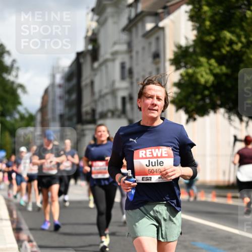 14.06.2026 - REWE Women's Run Dr. Thomas Lammeyer http://msf.ph/oto/9782129 14.06.2026 10:50:58 Laufen 5049 meine-sportfotos.de