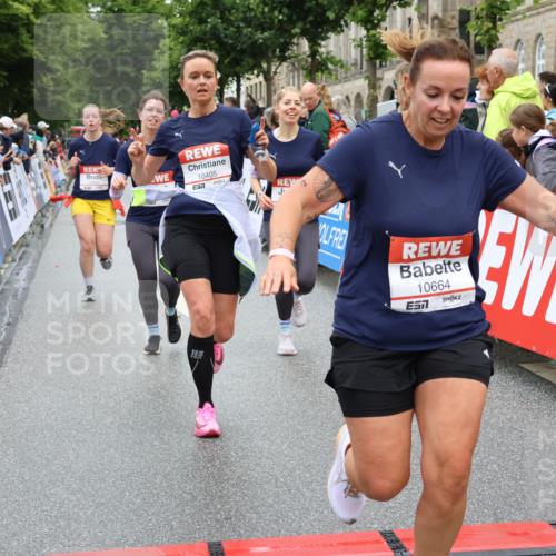 14.06.2026 - REWE Women's Run Strokosch-Dieckow http://msf.ph/oto/9782182 14.06.2026 09:59:44 Ziel 10088, 10190, 10264, 10279, 10280, 10405, 10542, 10664, 10721, 10858, 11005, 11275 meine-sportfotos.de