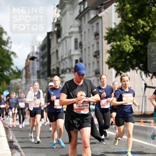 14.06.2026 - REWE Women's Run Dr. Thomas Lammeyer http://msf.ph/oto/9782187 14.06.2026 10:51:01 Laufen 5212 meine-sportfotos.de