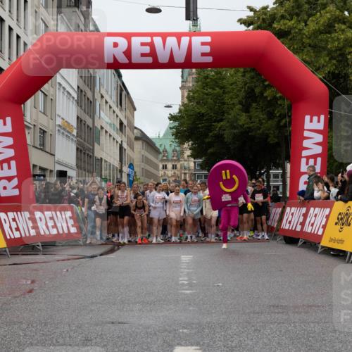 14.06.2026 - REWE Women's Run Michael Strokosch http://msf.ph/oto/9782221 14.06.2026 09:00:39 Laufen  meine-sportfotos.de