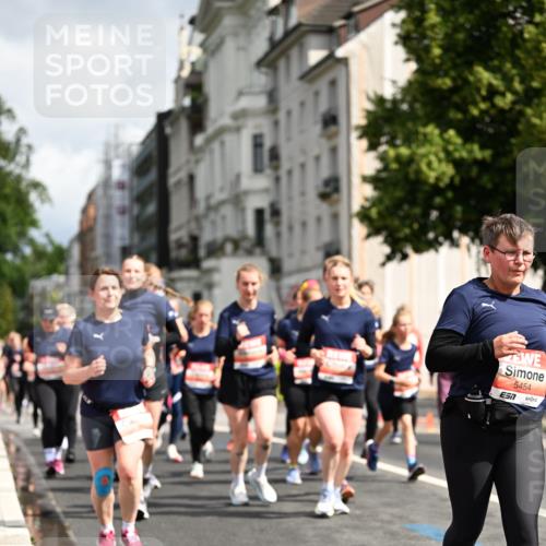 14.06.2026 - REWE Women's Run Dr. Thomas Lammeyer http://msf.ph/oto/9782279 14.06.2026 10:51:09 Laufen 5454 meine-sportfotos.de
