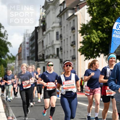 14.06.2026 - REWE Women's Run Dr. Thomas Lammeyer http://msf.ph/oto/9782393 14.06.2026 10:51:18 Laufen 6, 5345, 5482, 5813 meine-sportfotos.de