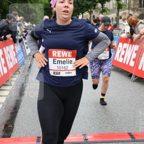 14.06.2026 - REWE Women's Run Strokosch-Dieckow http://msf.ph/oto/9782471 14.06.2026 10:01:04 Ziel 10162, 10188, 10393, 10454, 10594, 10613, 10637, 10663, 10805, 11104, 11483 meine-sportfotos.de