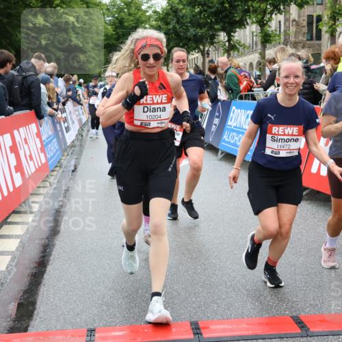 14.06.2026 - REWE Women's Run Strokosch-Dieckow http://msf.ph/oto/9782582 14.06.2026 10:01:11 Ziel 10068, 10162, 10188, 10204, 10370, 10393, 10522, 10576, 10594, 10613, 10637, 10663, 11104, 11150, 11334, 11440, 11472, 11522 meine-sportfotos.de