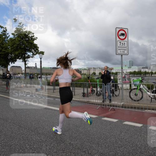 14.06.2026 - REWE Women's Run Michael Strokosch http://msf.ph/oto/9782621 14.06.2026 09:36:12 Laufen 7, 5, 11, 18 meine-sportfotos.de