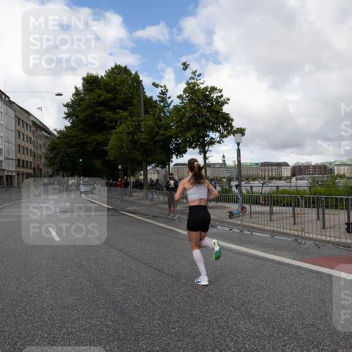 14.06.2026 - REWE Women's Run Michael Strokosch http://msf.ph/oto/9782642 14.06.2026 09:36:12 Laufen  meine-sportfotos.de