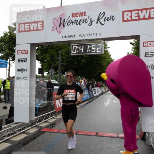 14.06.2026 - REWE Women's Run Michael Strokosch http://msf.ph/oto/9782662 14.06.2026 09:42:33 Laufen 5, 0, 48, 52, 34, 11471, 57 meine-sportfotos.de