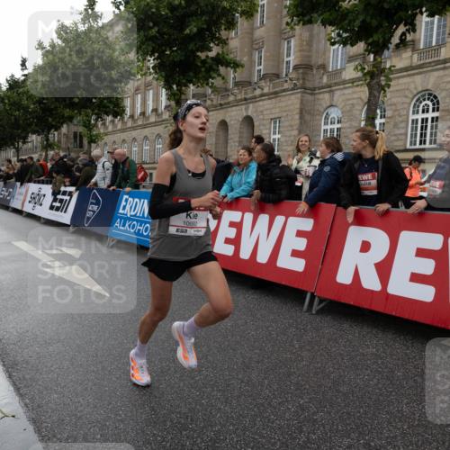 14.06.2026 - REWE Women's Run Michael Strokosch http://msf.ph/oto/9782677 14.06.2026 09:43:19 Laufen 340, 10992, 7 meine-sportfotos.de