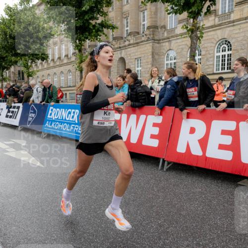 14.06.2026 - REWE Women's Run Michael Strokosch http://msf.ph/oto/9782679 14.06.2026 09:43:19 Laufen 10992 meine-sportfotos.de