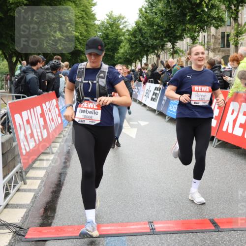 14.06.2026 - REWE Women's Run Strokosch-Dieckow http://msf.ph/oto/9782692 14.06.2026 10:01:15 Ziel 10068, 10204, 10370, 10393, 10522, 10576, 10663, 11104, 11150, 11265, 11308, 11334, 11412, 11440, 11472, 11522 meine-sportfotos.de