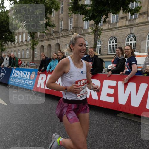 14.06.2026 - REWE Women's Run Michael Strokosch http://msf.ph/oto/9782722 14.06.2026 09:43:23 Laufen 100 meine-sportfotos.de