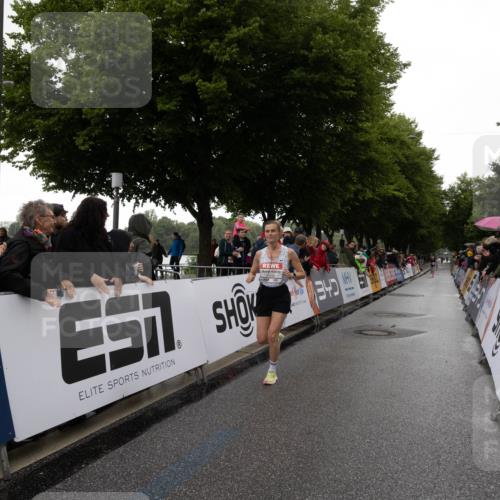 14.06.2026 - REWE Women's Run Michael Strokosch http://msf.ph/oto/9782726 14.06.2026 09:43:42 Laufen  meine-sportfotos.de