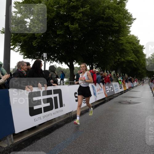14.06.2026 - REWE Women's Run Michael Strokosch http://msf.ph/oto/9782737 14.06.2026 09:43:42 Laufen  meine-sportfotos.de