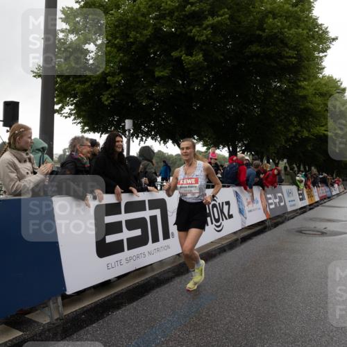 14.06.2026 - REWE Women's Run Michael Strokosch http://msf.ph/oto/9782746 14.06.2026 09:43:42 Laufen  meine-sportfotos.de