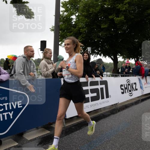 14.06.2026 - REWE Women's Run Michael Strokosch http://msf.ph/oto/9782768 14.06.2026 09:43:43 Laufen 11126, 1 meine-sportfotos.de