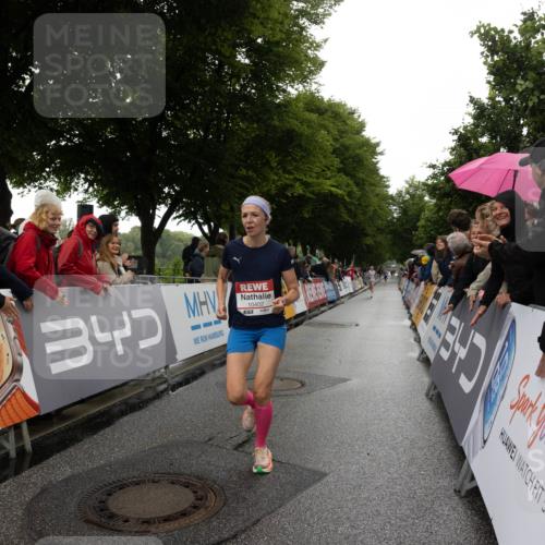 14.06.2026 - REWE Women's Run Michael Strokosch http://msf.ph/oto/9782782 14.06.2026 09:43:50 Laufen 5, 10, 80, 17, 56, 341, 651, 10402, 5, 10, 18, 10, 979 meine-sportfotos.de