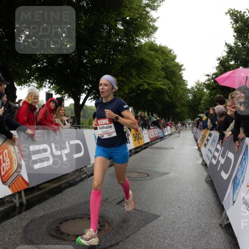 14.06.2026 - REWE Women's Run Michael Strokosch http://msf.ph/oto/9782788 14.06.2026 09:43:50 Laufen 340, 5, 10402, 7, 5 meine-sportfotos.de
