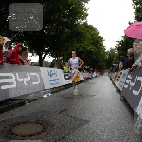 14.06.2026 - REWE Women's Run Michael Strokosch http://msf.ph/oto/9782795 14.06.2026 09:43:56 Laufen 10, 18, 10, 08, 17, 56, 80, 340 meine-sportfotos.de