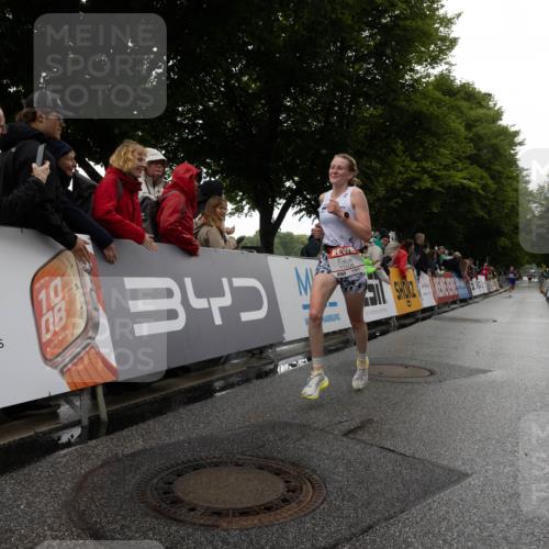 14.06.2026 - REWE Women's Run Michael Strokosch http://msf.ph/oto/9782813 14.06.2026 09:43:57 Laufen 5, 10, 18, 10, 08, 17, 56, 80, 11508, 340 meine-sportfotos.de