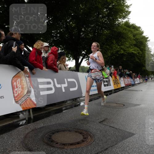 14.06.2026 - REWE Women's Run Michael Strokosch http://msf.ph/oto/9782817 14.06.2026 09:43:57 Laufen 5, 10, 18, 22, 10, 08, 17, 56, 80, 340, 11508 meine-sportfotos.de