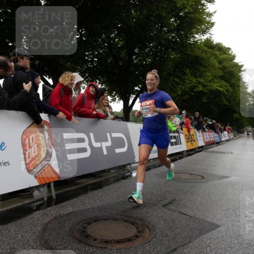 14.06.2026 - REWE Women's Run Michael Strokosch http://msf.ph/oto/9782838 14.06.2026 09:44:03 Laufen 5, 10, 18, 10, 08, 17, 56, 80, 340 meine-sportfotos.de
