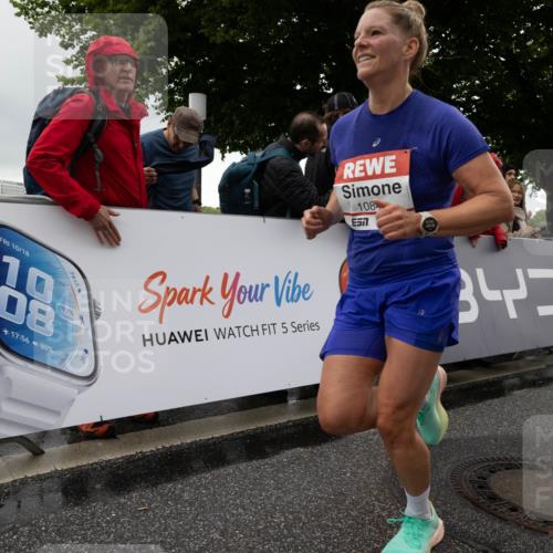 14.06.2026 - REWE Women's Run Michael Strokosch http://msf.ph/oto/9782858 14.06.2026 09:44:04 Laufen 10, 18, 2752, 2552, 10, 08, 17, 56, 80, 97, 1952, 1752, 108, 5, 34 meine-sportfotos.de