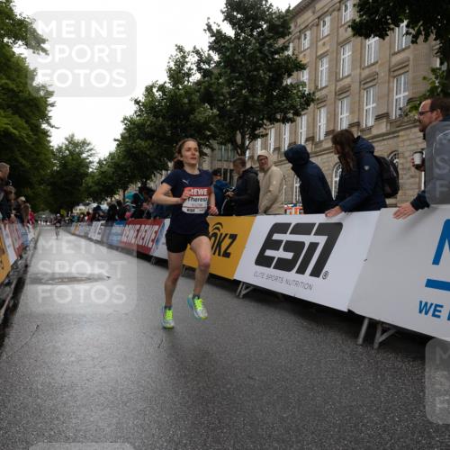 14.06.2026 - REWE Women's Run Michael Strokosch http://msf.ph/oto/9782872 14.06.2026 09:44:12 Laufen 11296 meine-sportfotos.de