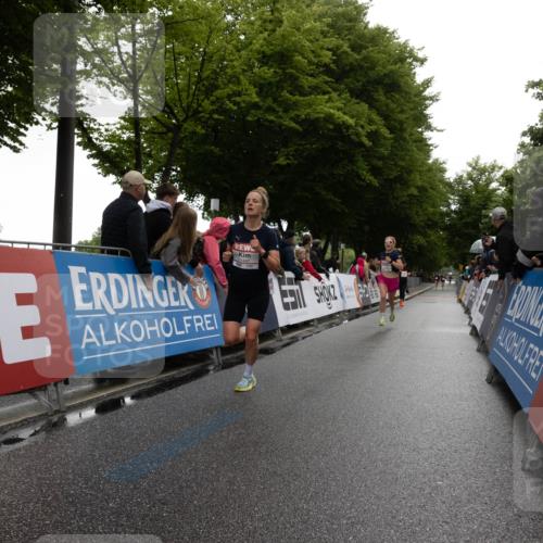 14.06.2026 - REWE Women's Run Michael Strokosch http://msf.ph/oto/9782943 14.06.2026 09:44:34 Laufen 1447 meine-sportfotos.de