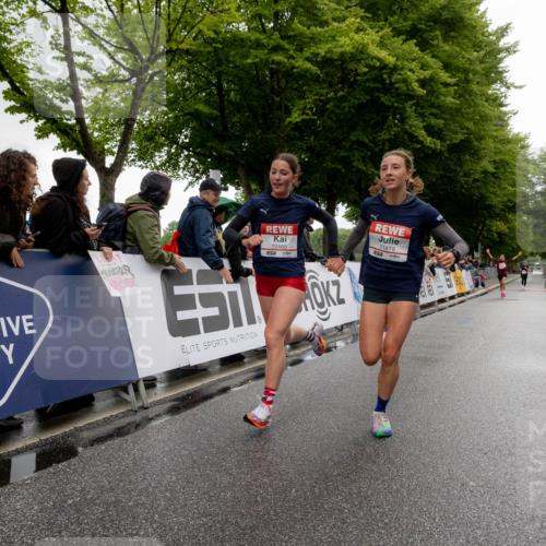 14.06.2026 - REWE Women's Run Michael Strokosch http://msf.ph/oto/9783004 14.06.2026 09:44:46 Laufen 10480, 11418 meine-sportfotos.de
