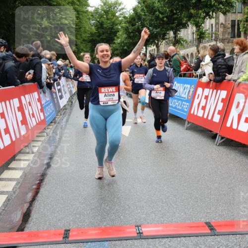 14.06.2026 - REWE Women's Run Strokosch-Dieckow http://msf.ph/oto/9783010 14.06.2026 10:01:32 Ziel 10077, 10121, 10369, 10792, 10812, 10828, 10902, 10966, 11196, 11206, 11319, 11375 meine-sportfotos.de