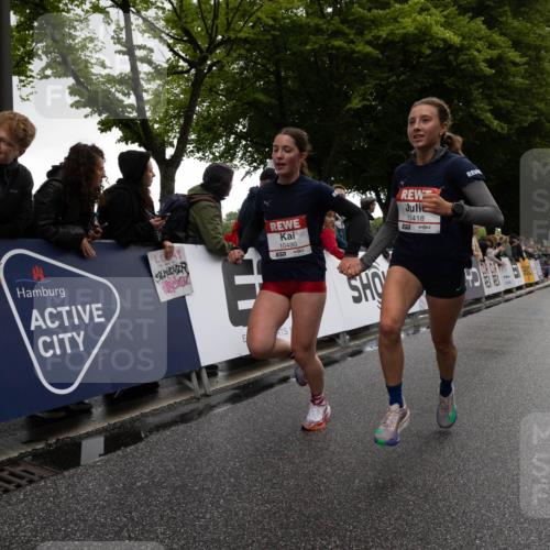 14.06.2026 - REWE Women's Run Michael Strokosch http://msf.ph/oto/9783011 14.06.2026 09:44:46 Laufen 10480, 657, 11418 meine-sportfotos.de